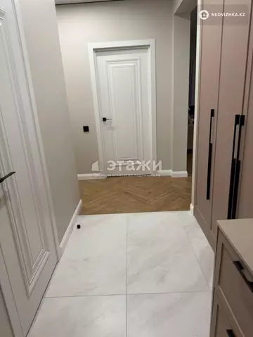 3-комнатная квартира, этаж 12 из 12, 65 м², на длительный срок