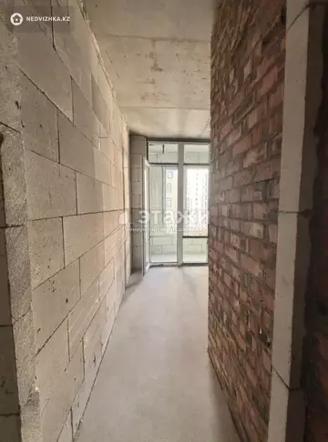 1-комнатная квартира, этаж 5 из 12, 37 м²