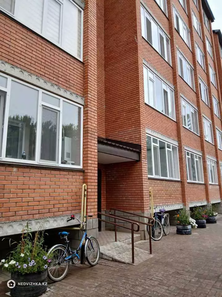 48.4 м², 1-комнатная квартира, этаж 2 из 6, 48 м², изображение - 1