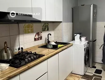 4-комнатная квартира, этаж 1 из 5, 82 м²