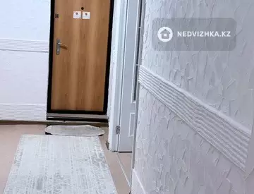 3-комнатная квартира, этаж 1 из 9, 64 м²
