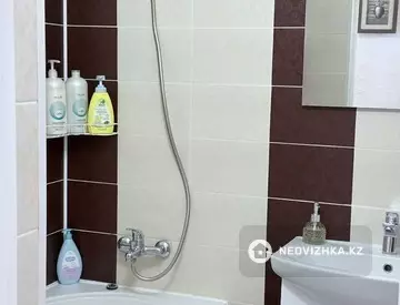 64 м², 3-комнатная квартира, этаж 1 из 9, 64 м², изображение - 7