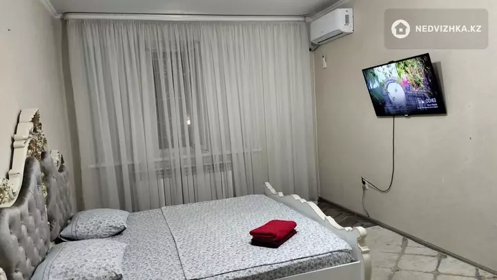 50 м², 1-комнатная квартира, этаж 1 из 5, 50 м², посуточно, изображение - 1
