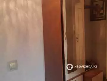 3-комнатная квартира, этаж 9 из 9, 70 м²