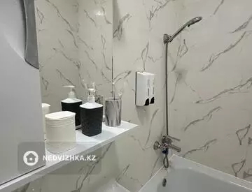 43 м², 1-комнатная квартира, этаж 2 из 10, 43 м², посуточно, изображение - 6