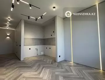 2-комнатная квартира, этаж 8 из 16, 50 м²