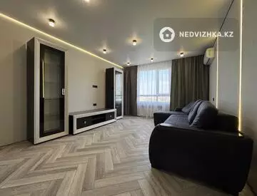 2-комнатная квартира, этаж 8 из 16, 50 м²