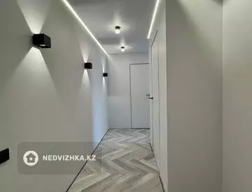 2-комнатная квартира, этаж 8 из 16, 50 м²