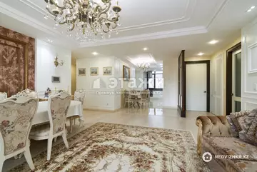 4-комнатная квартира, этаж 5 из 27, 147 м²