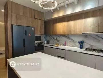5-комнатная квартира, этаж 3 из 7, 121 м²