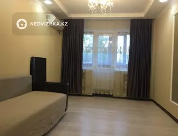 2-комнатная квартира, этаж 3 из 4, 44 м²