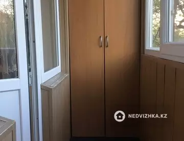 2-комнатная квартира, этаж 3 из 4, 44 м²