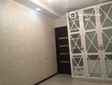 2-комнатная квартира, этаж 3 из 4, 44 м²