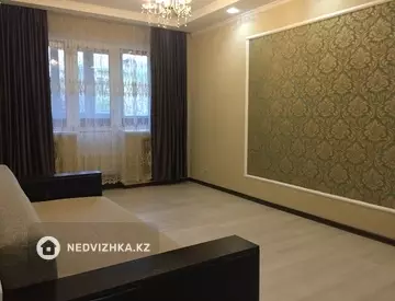2-комнатная квартира, этаж 3 из 4, 44 м²