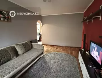 3-комнатная квартира, этаж 3 из 5, 63 м²