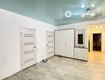 3-комнатная квартира, этаж 3 из 9, 100 м²