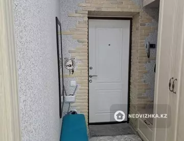 2-комнатная квартира, этаж 1 из 5, 80 м²