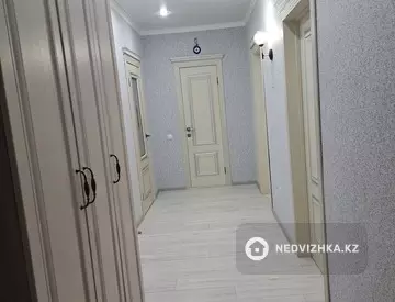 2-комнатная квартира, этаж 1 из 5, 80 м²