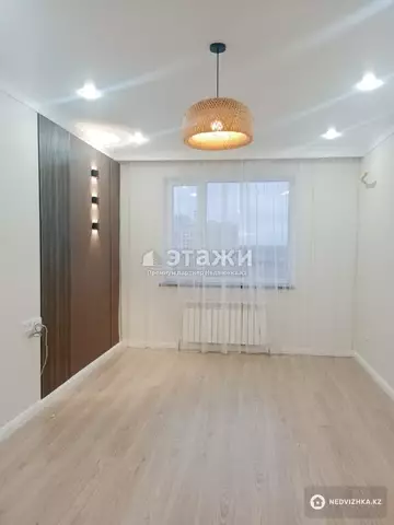 1-комнатная квартира, этаж 3 из 14, 40 м²