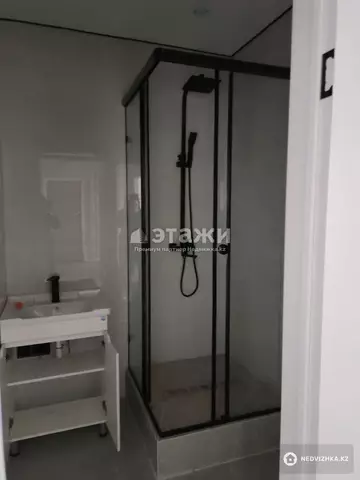 4-комнатная квартира, этаж 14 из 18, 105 м²