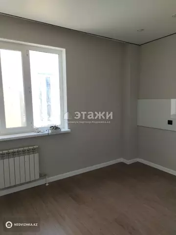 4-комнатная квартира, этаж 14 из 18, 105 м²