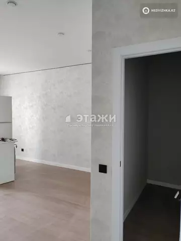 4-комнатная квартира, этаж 14 из 18, 105 м²