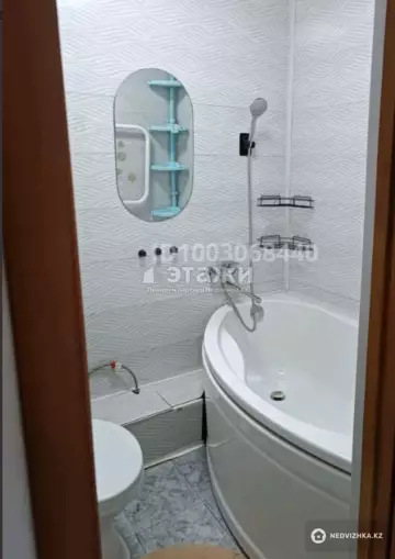 2-комнатная квартира, этаж 4 из 5, 45 м²