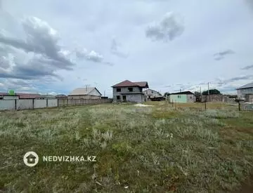 4-комнатный дом, 6 соток, 180 м²