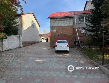 8-комнатный дом, 8 соток, 439 м²