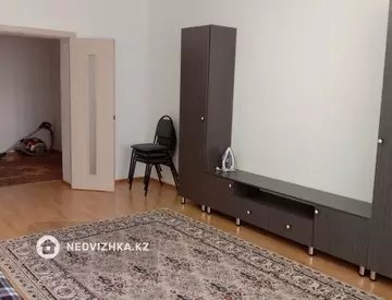 2-комнатная квартира, этаж 2 из 5, 67 м²