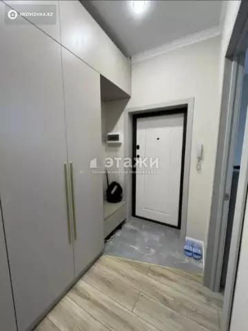 2-комнатная квартира, этаж 12 из 12, 39 м²