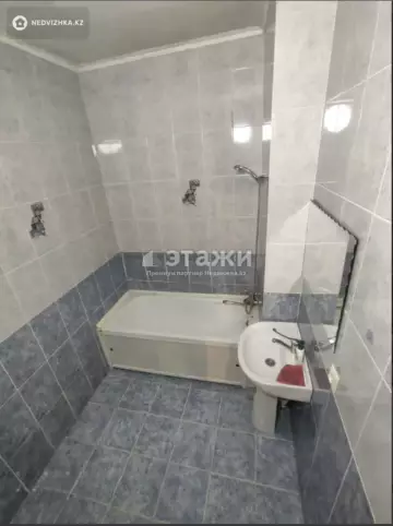 2-комнатная квартира, этаж 13 из 16, 74 м²