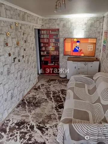 2-комнатная квартира, этаж 4 из 4, 45 м²