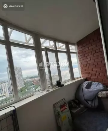 1-комнатная квартира, этаж 12 из 12, 43 м²