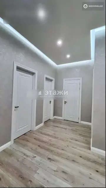 4-комнатная квартира, этаж 3 из 7, 137 м²