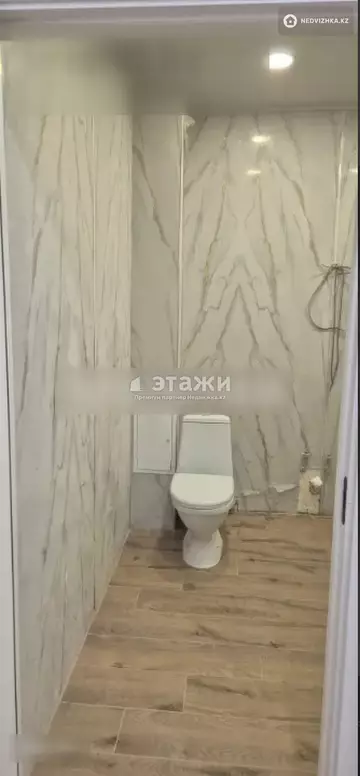 2-комнатная квартира, этаж 9 из 9, 63 м²