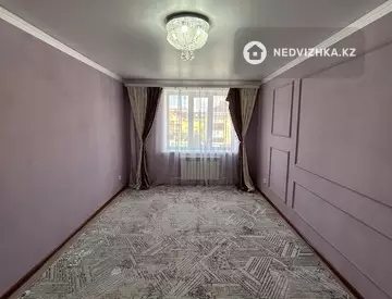 1-комнатная квартира, этаж 3 из 3, 49 м²