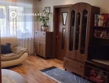 3-комнатная квартира, этаж 2 из 4, 42 м²