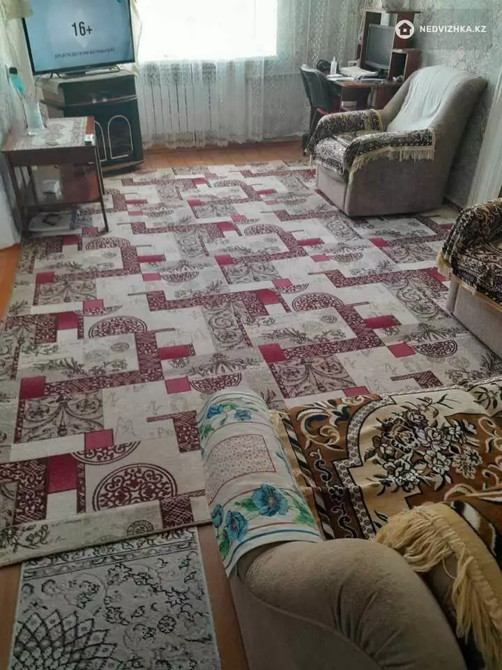 57.7 м², 3-комнатная квартира, этаж 2 из 4, 58 м², изображение - 1