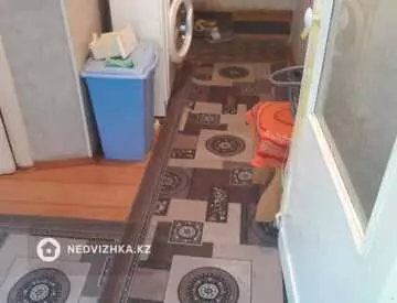 3-комнатная квартира, этаж 2 из 4, 58 м²