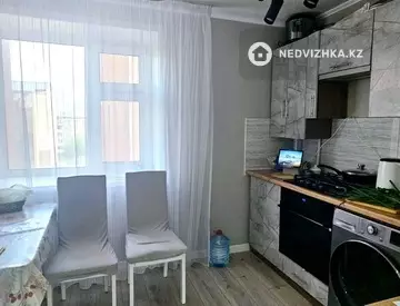 3-комнатная квартира, этаж 4 из 5, 68 м²