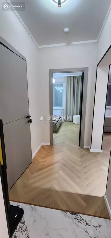 2-комнатная квартира, этаж 14 из 14, 42 м²