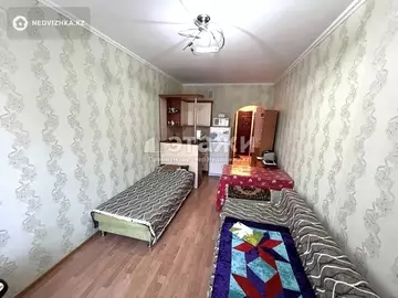 1-комнатная квартира, этаж 3 из 5, 21 м²