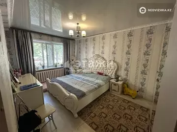 2-комнатная квартира, этаж 1 из 5, 44 м²