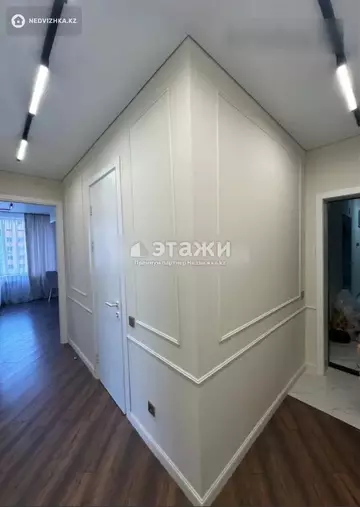 2-комнатная квартира, этаж 9 из 21, 51 м²