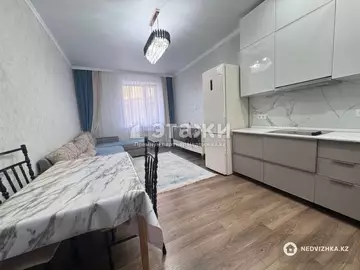 3-комнатная квартира, этаж 2 из 10, 62 м²