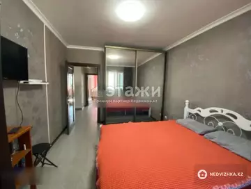 3-комнатная квартира, этаж 10 из 14, 92 м²