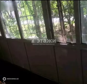 2-комнатная квартира, этаж 1 из 5, 49 м²