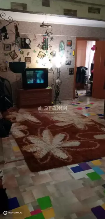 2-комнатная квартира, этаж 3 из 5, 46 м²