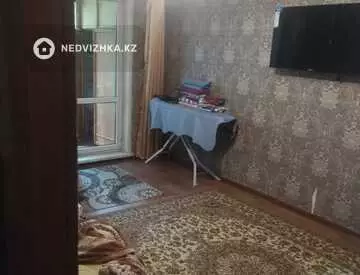 1-комнатная квартира, этаж 3 из 5, 32 м²